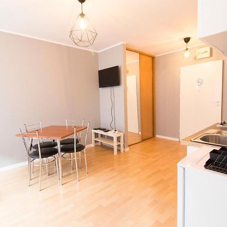 Apartsystem- Self Check In 24H Saturn Daire Wrocław Dış mekan fotoğraf